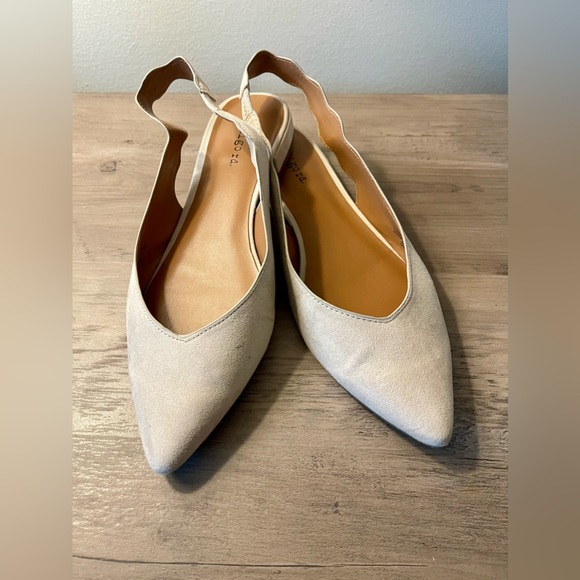 Indigo Rd | Neutral Pointed Ballet Flat Slingback - Picture 2 of 8